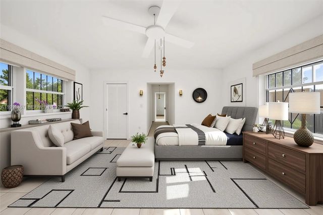 297 Eucalyptus Dr, Hialeah, FL 33010