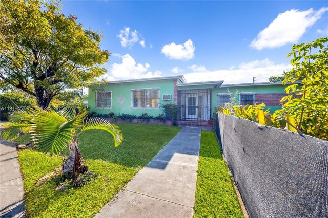 297 Eucalyptus Dr, Hialeah, FL 33010