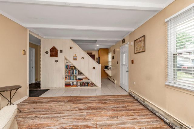 87 Slate Lane, Levittown, NY 11756