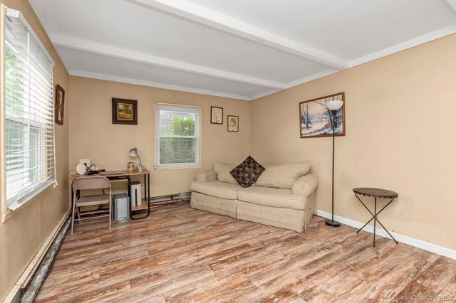 87 Slate Lane, Levittown, NY 11756