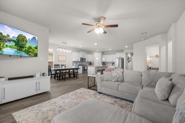 2405 Briscoe Ranch Drive, Weatherford, TX 76087