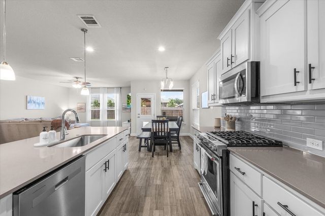 2405 Briscoe Ranch Drive, Weatherford, TX 76087
