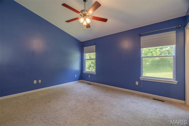 464 Fall River Lane, St Charles, MO 63304