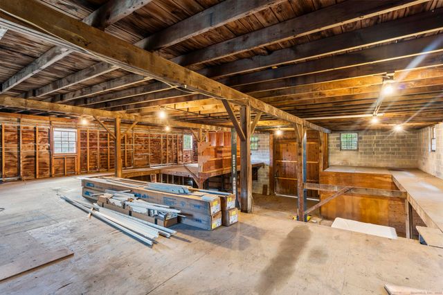 1092 Durham Road, Guilford, CT 06437