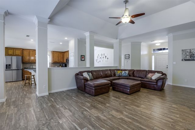 6507 Fannin Farm Way, Arlington, TX 76001