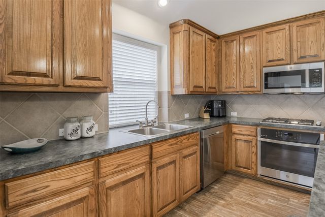 6507 Fannin Farm Way, Arlington, TX 76001