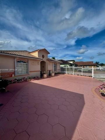 14365 SW 172nd Lane, Miami, FL 33177