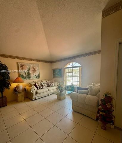 14365 SW 172nd Lane, Miami, FL 33177