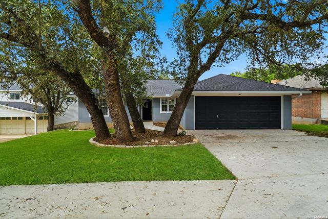 167 MARY ANN DR, Canyon Lake, TX 78133