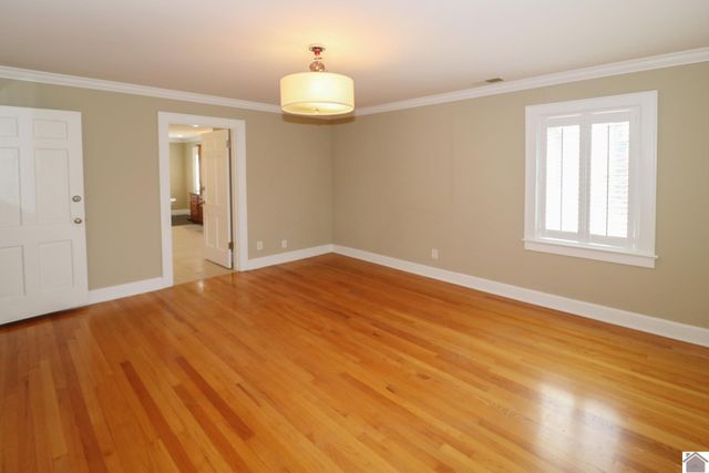 715 Woodland Drive, Paducah, KY 42001