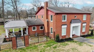 715 Woodland Drive, Paducah, KY 42001
