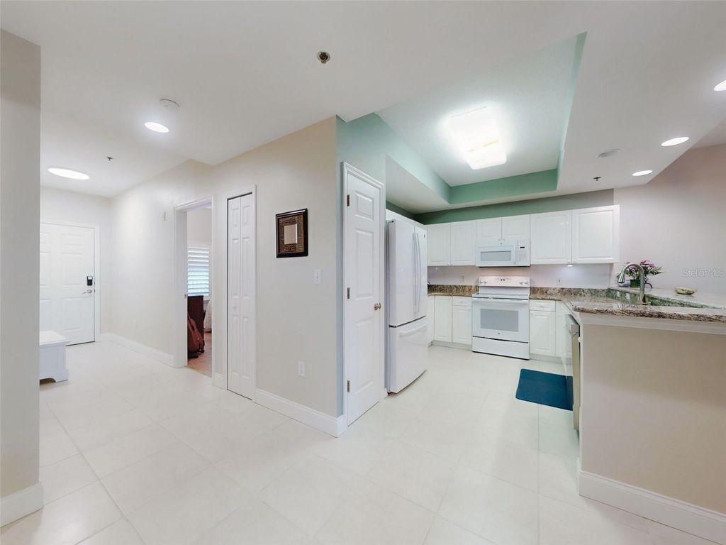 Image 8 of property listing at 5300 S ATLANTIC AVENUE 3-504, New Smyrna Beach, FL 32169