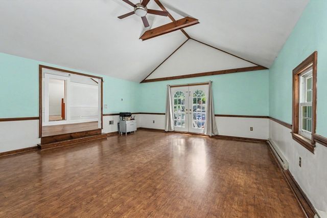 25 Moynihan Rd, Hamilton, MA 01982