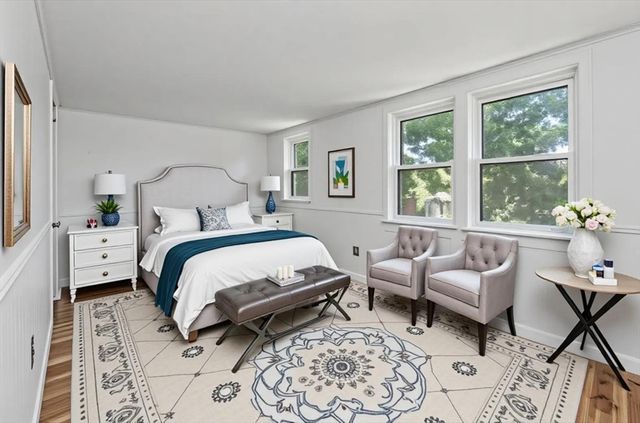 25 Moynihan Rd, Hamilton, MA 01982