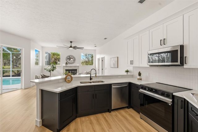 2116 GOLF MANOR BOULEVARD, Valrico, FL 33596