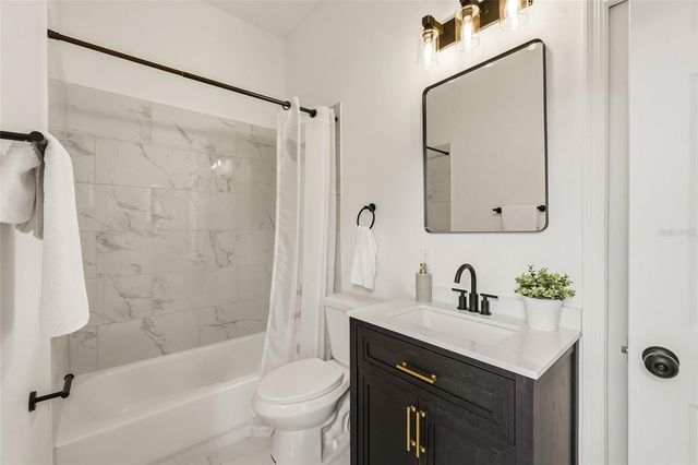 2116 GOLF MANOR BOULEVARD, Valrico, FL 33596