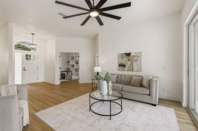 2116 GOLF MANOR BOULEVARD, Valrico, FL 33596