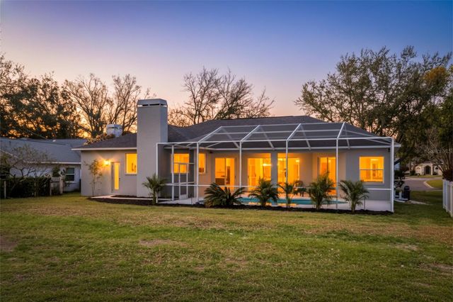 2116 GOLF MANOR BOULEVARD, Valrico, FL 33596