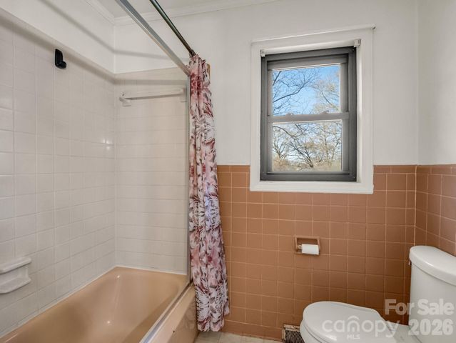 711 N Oak Street, Lincolnton, NC 28092