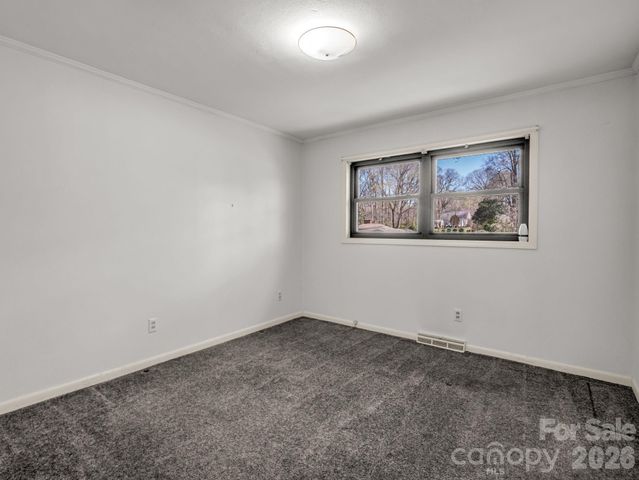 711 N Oak Street, Lincolnton, NC 28092