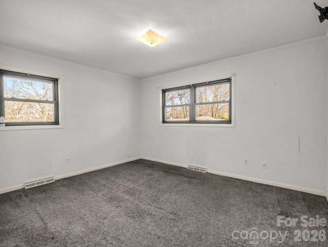 711 N Oak Street, Lincolnton, NC 28092