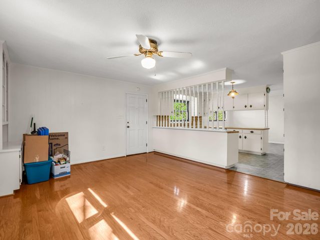 711 N Oak Street, Lincolnton, NC 28092