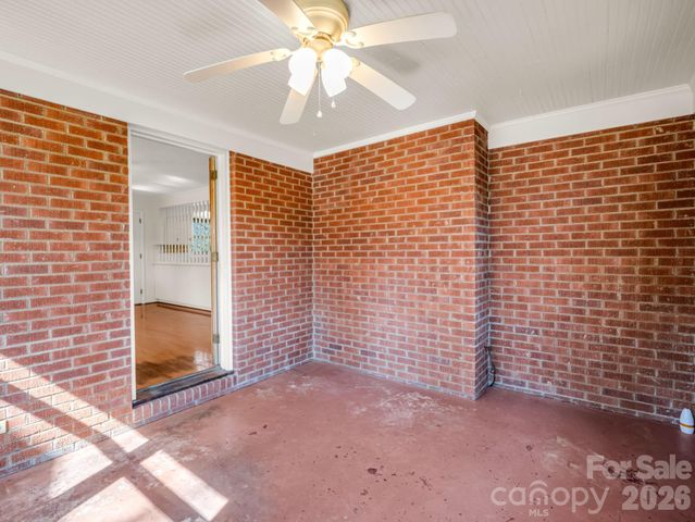 711 N Oak Street, Lincolnton, NC 28092