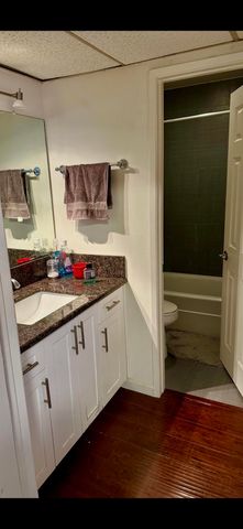 7301 Lennox Avenue C10, Van Nuys, CA 91405