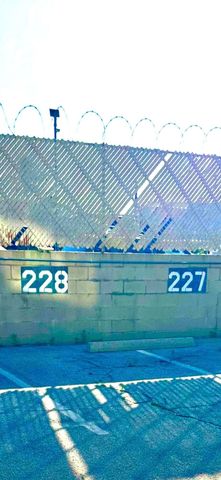 7301 Lennox Avenue C10, Van Nuys, CA 91405