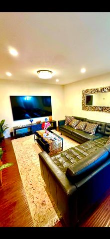 7301 Lennox Avenue C10, Van Nuys, CA 91405
