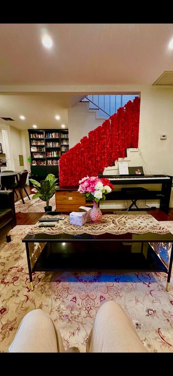 7301 Lennox Avenue C10, Van Nuys, CA 91405