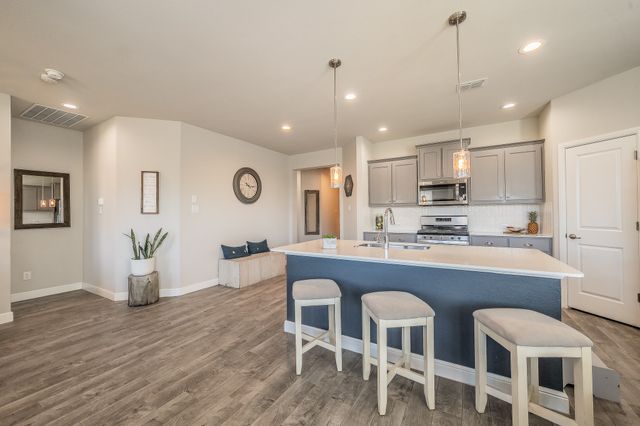 848 Shepperton Way, Fort Worth, TX 76247