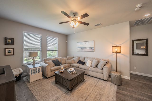 848 Shepperton Way, Fort Worth, TX 76247