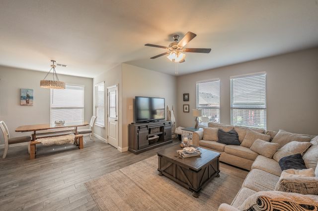 848 Shepperton Way, Fort Worth, TX 76247