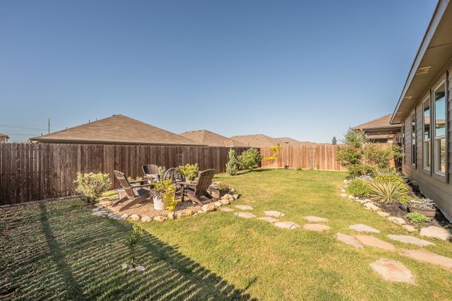 848 Shepperton Way, Fort Worth, TX 76247