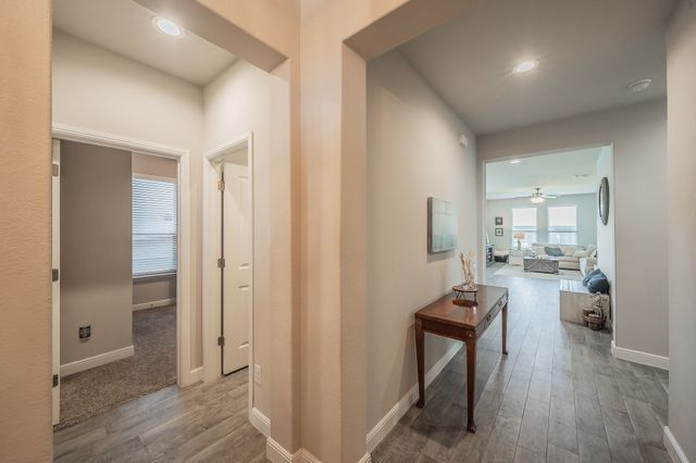 848 Shepperton Way, Fort Worth, TX 76247