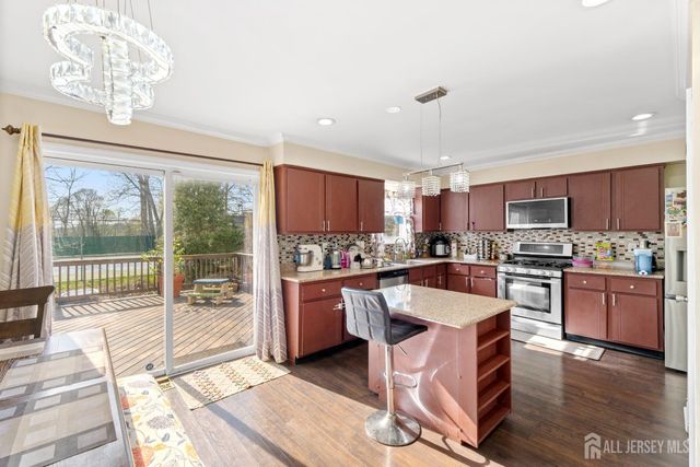 114 Pendleton Place, Old Bridge, NJ 08857