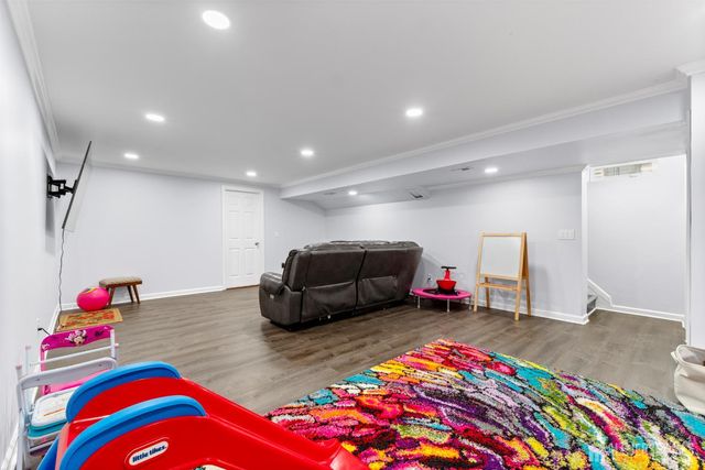 114 Pendleton Place, Old Bridge, NJ 08857