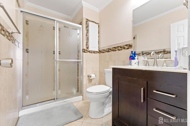 114 Pendleton Place, Old Bridge, NJ 08857