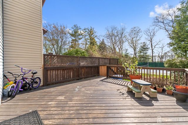 114 Pendleton Place, Old Bridge, NJ 08857