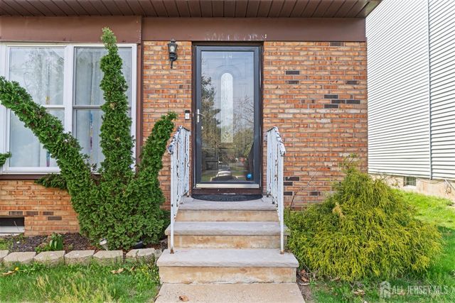 114 Pendleton Place, Old Bridge, NJ 08857