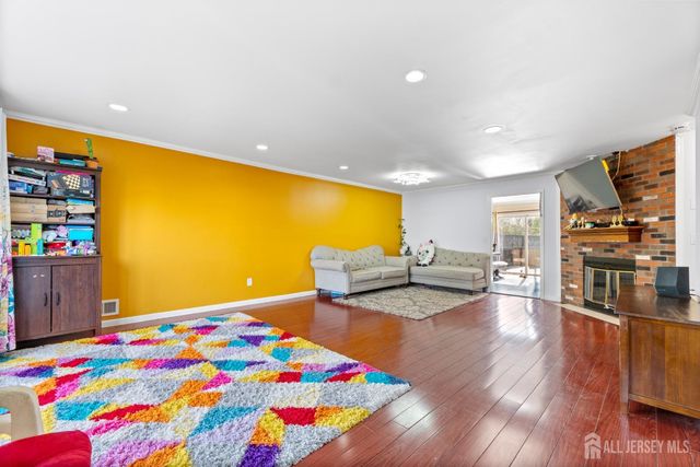 114 Pendleton Place, Old Bridge, NJ 08857