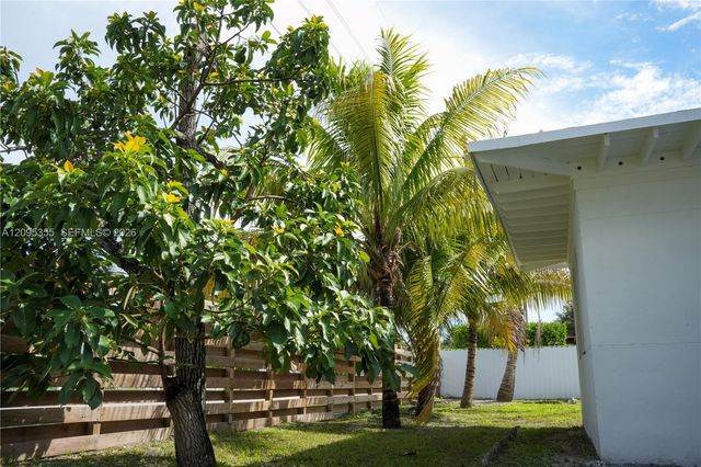 11720 NW 5th Avenue, Miami, FL 33168