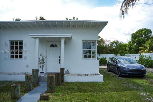 11720 NW 5th Avenue, Miami, FL 33168