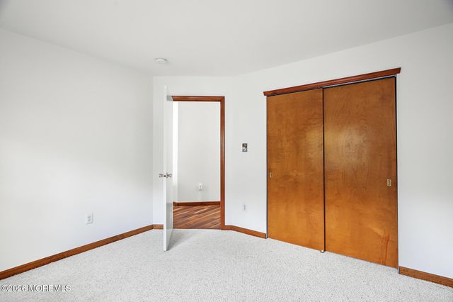 40 Pebble Beach Lane, Little Egg Harbor, NJ 08087