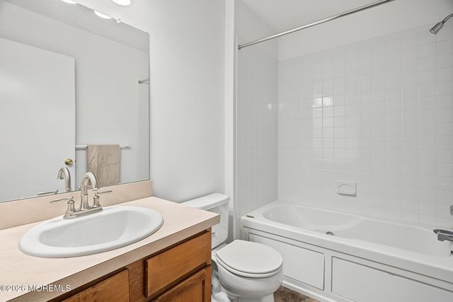 40 Pebble Beach Lane, Little Egg Harbor, NJ 08087