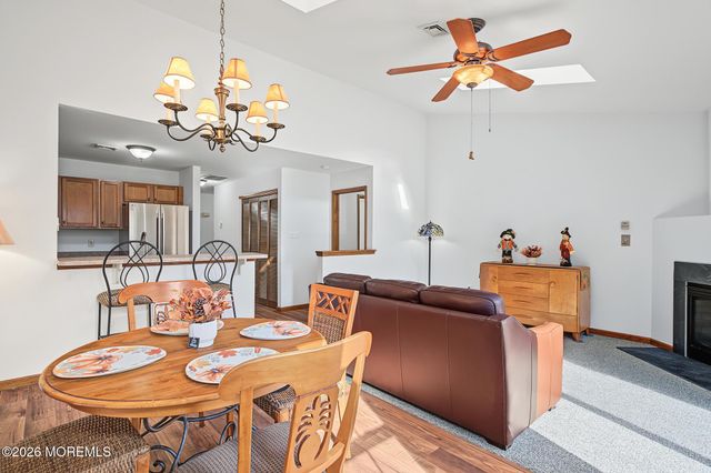40 Pebble Beach Lane, Little Egg Harbor, NJ 08087