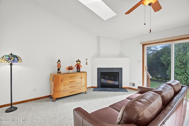 40 Pebble Beach Lane, Little Egg Harbor, NJ 08087