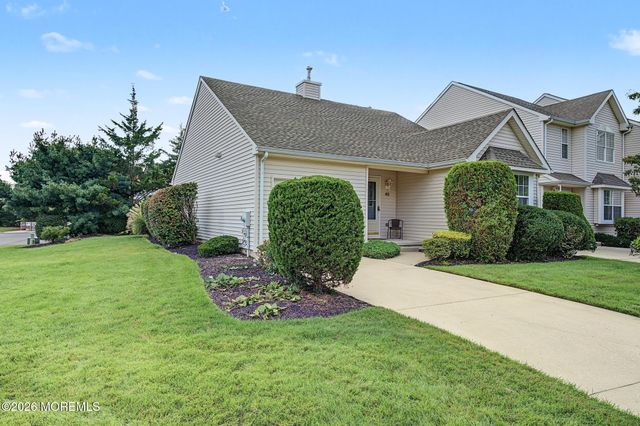 40 Pebble Beach Lane, Little Egg Harbor, NJ 08087