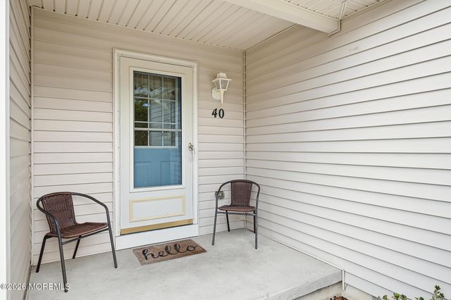 40 Pebble Beach Lane, Little Egg Harbor, NJ 08087